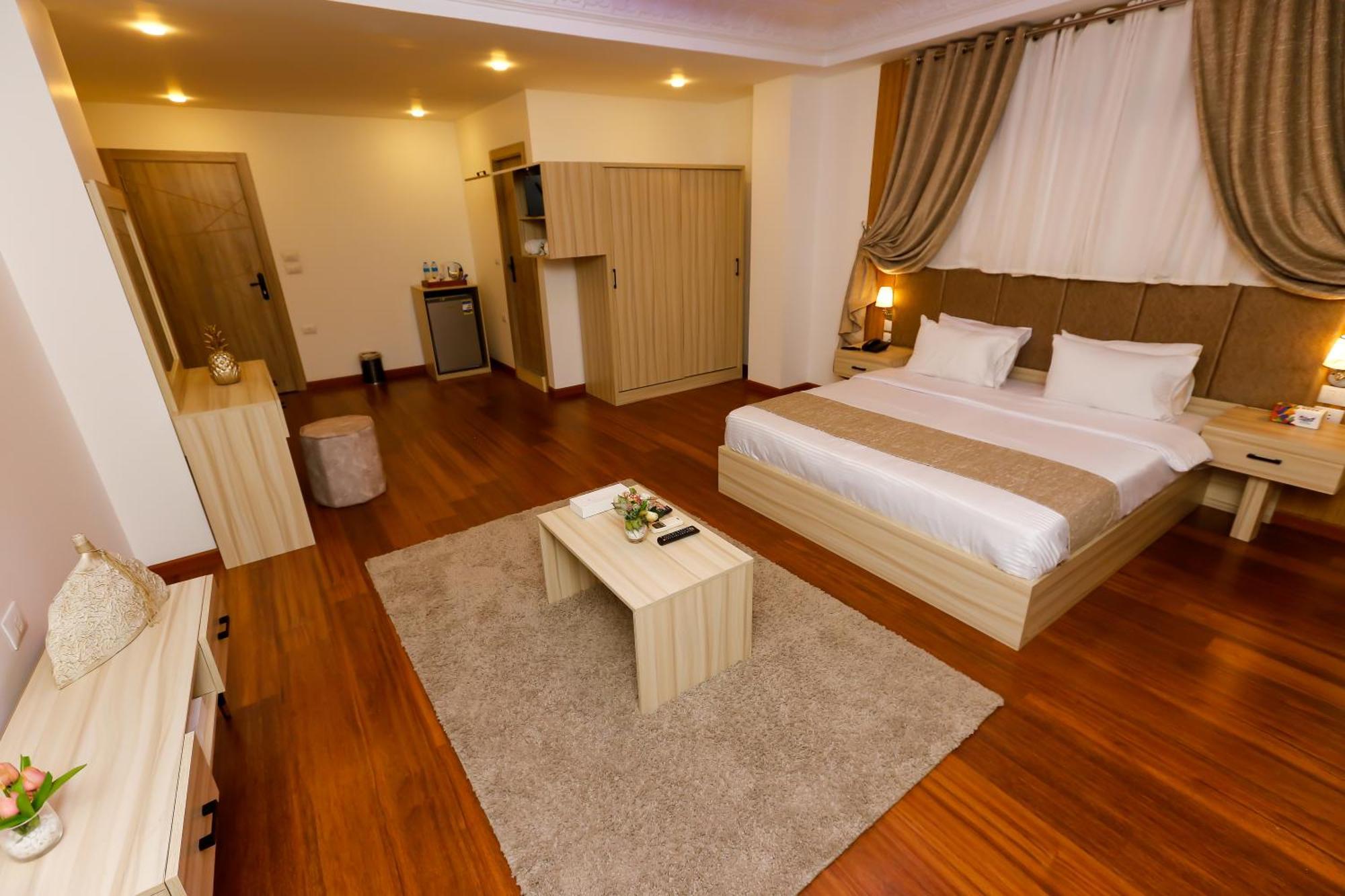 Pyramid Edge Hotel & Exclusive Pyramids View Rooftop Kafret el-Gabal Kültér fotó