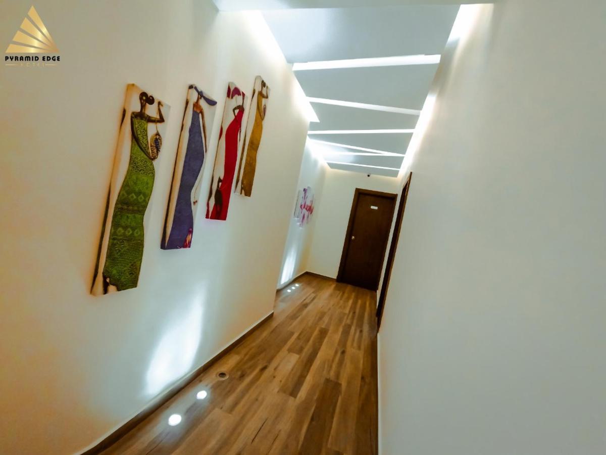 Pyramid Edge Hotel & Exclusive Pyramids View Rooftop Kafret el-Gabal Kültér fotó